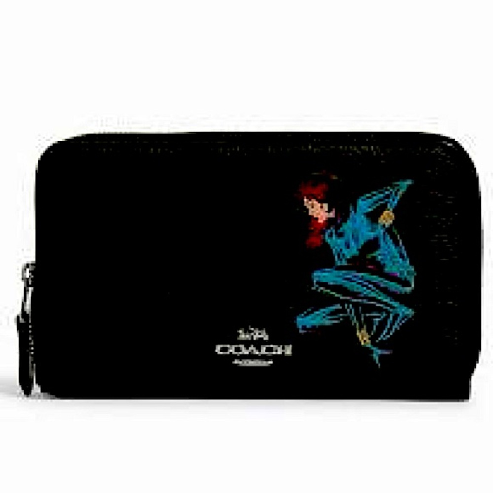 COACH X Marvel NWT Medium Zip Around Wallet With Black Widow